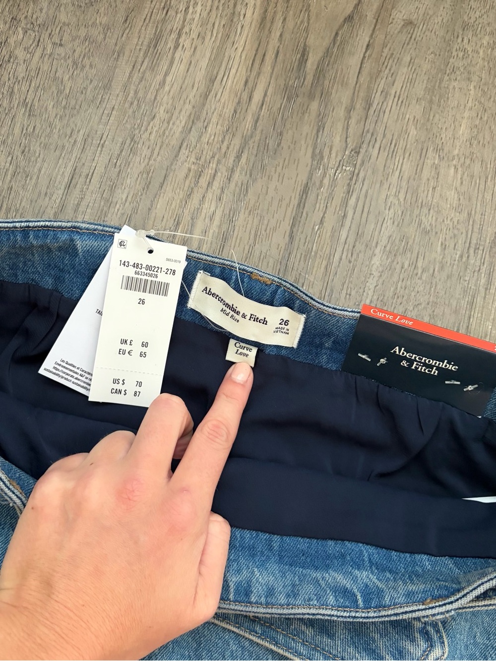 Abercrombie & Fitch Light Blue Denim Mini Skirt with Belted Waist - Picture 3 of 5